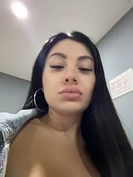 Wet__Bunny stripchat live cam model