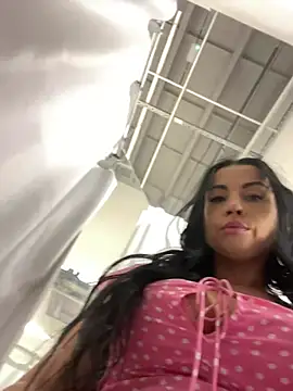 CrazzyChicks stripchat live cam model