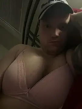 Trevorbonkler stripchat live cam model