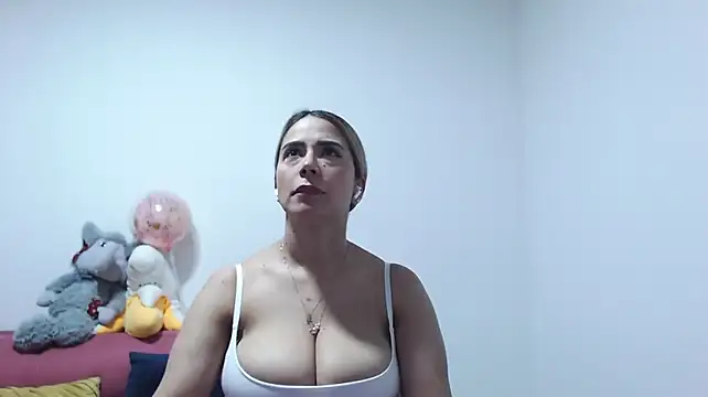Valery_Molinafg stripchat live cam model