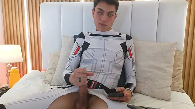 Hell_Boy_06 stripchat live cam model