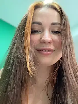 dreams4u stripchat live cam model