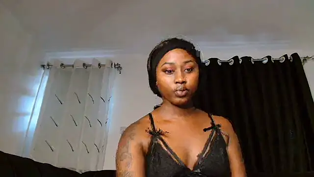 Miss_hot_candy stripchat live cam model