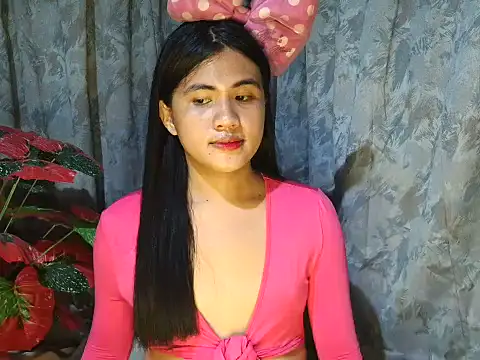 Rema_thebigcock stripchat live cam model