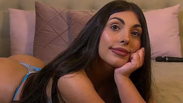 DizzyTara stripchat live cam model