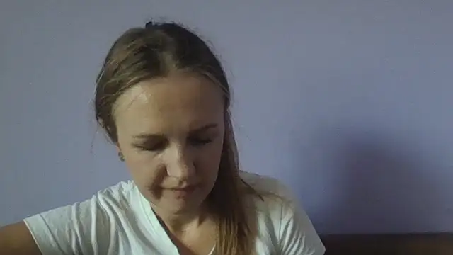 Milaniya261 stripchat live cam model