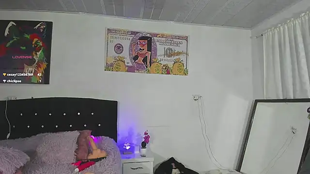 verodaza stripchat live cam model