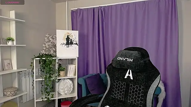 MartaEdams stripchat live cam model