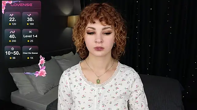 Kira__Fluffy stripchat live cam model
