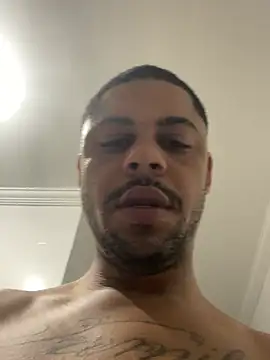 Gabrielhannel12 stripchat live cam model