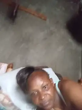 mabeabz stripchat live cam model
