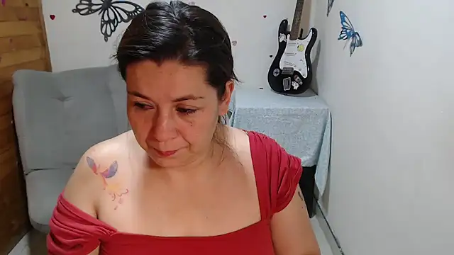 lilisa777 stripchat live cam model