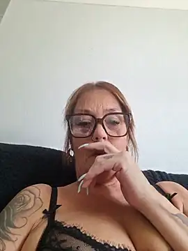 Harper_rose stripchat live cam model