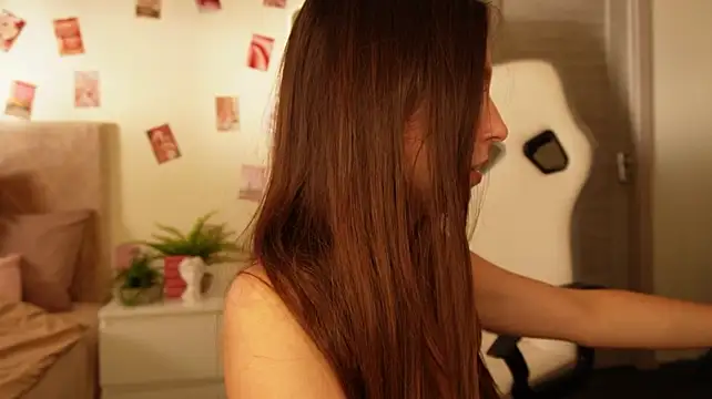 BellaThery stripchat live cam model