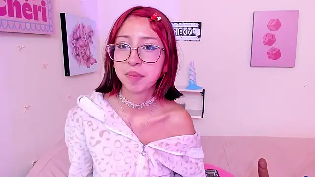 Venus_Rouge stripchat live cam model