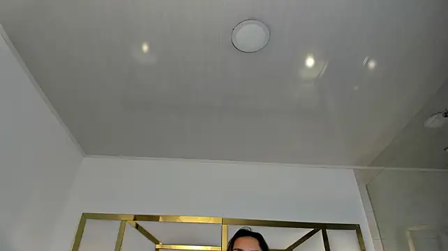 VivieneLuxe stripchat live cam model
