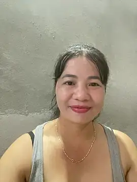 milk_sugar2k stripchat live cam model