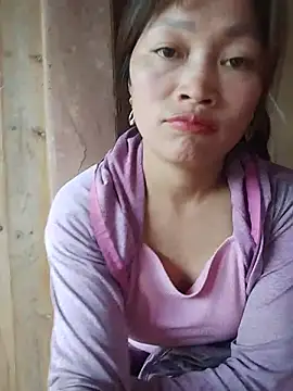 Buong-binh stripchat live cam model