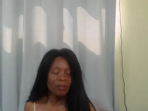 FlirtyMilf stripchat live cam model
