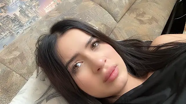 TeganBenek stripchat live cam model