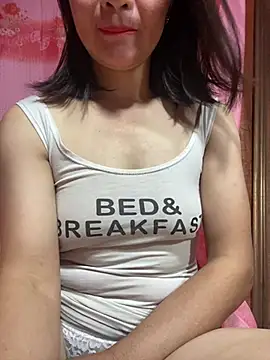 lysa55 stripchat live cam model