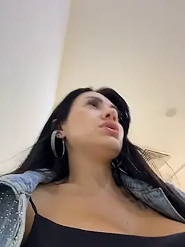 Wet__Bunny stripchat live cam model