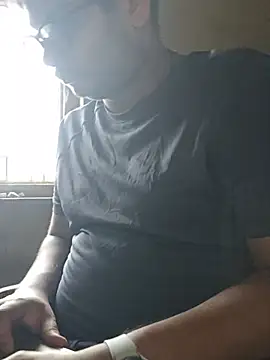 thebrownboi01 stripchat live cam model