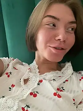 Lisaaa_Alisa stripchat live cam model