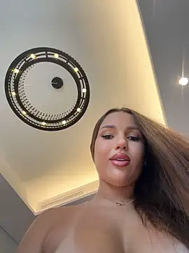 Syka0001 stripchat live cam model