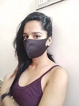 HOT_TAMMNA stripchat live cam model