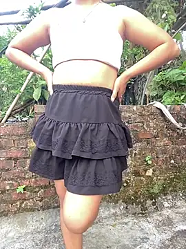 Hong-hoa stripchat live cam model