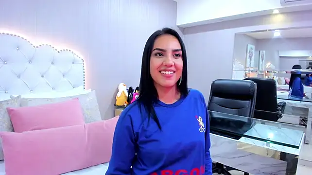 Valen_Abella stripchat live cam model