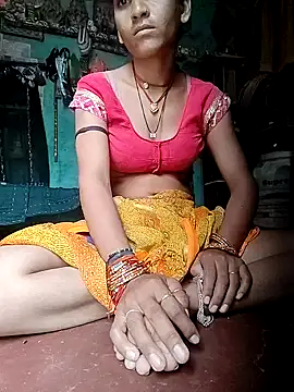 couplevermakumar stripchat live cam model