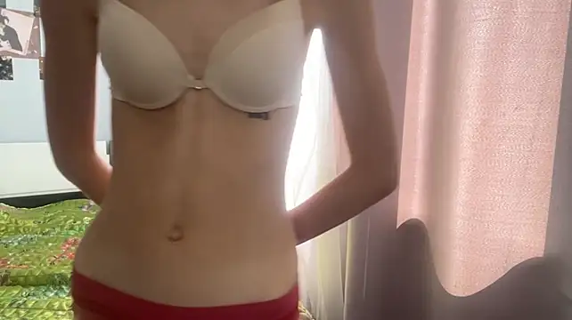 MerilynPlenty stripchat live cam model