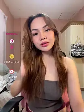expnsivecandy stripchat live cam model