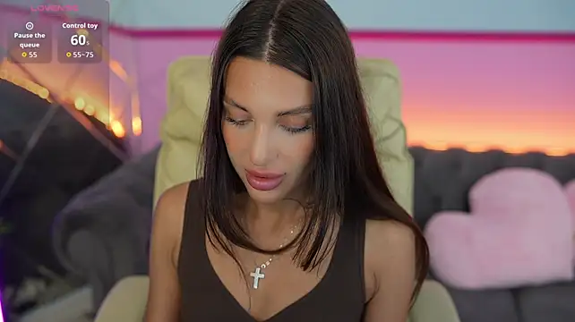 JasminBee stripchat live cam model