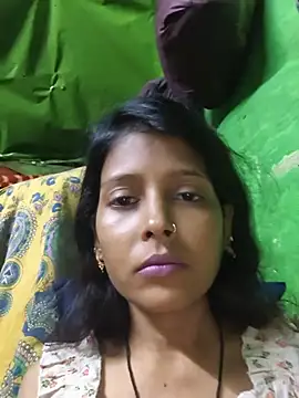 Gud_girl_Nilu stripchat live cam model