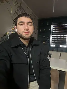 Steve-Carter stripchat live cam model