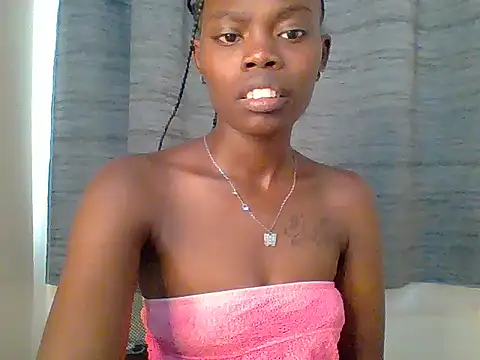 Sweet_quincy stripchat live cam model