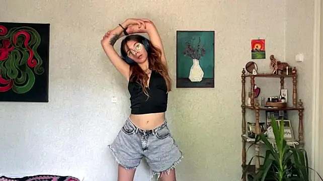 meowskyy stripchat live cam model