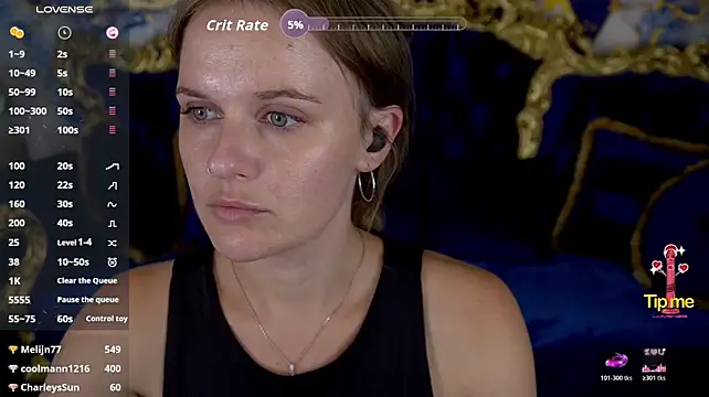 MaribelRiverr_ stripchat live cam model
