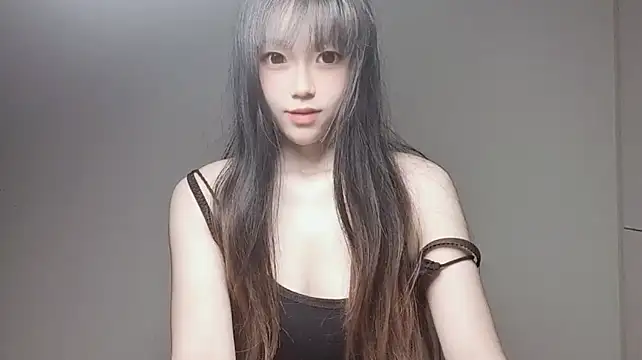 JuliaNoir stripchat live cam model