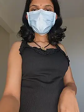 Shivani2002 stripchat live cam model
