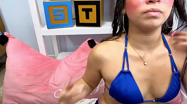 miss__evolet stripchat live cam model
