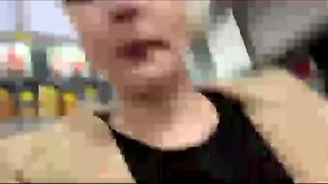 SuzanMoote stripchat live cam model