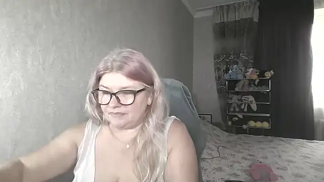 Diana_49 stripchat live cam model