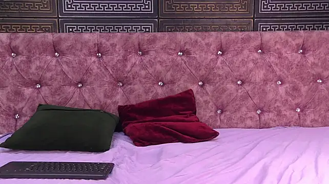 DarkoEthan stripchat live cam model