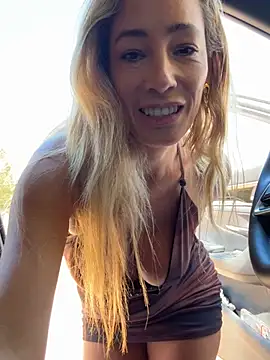 SweetAlegra_ stripchat live cam model