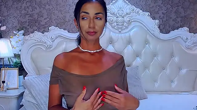 OliveWilson stripchat live cam model