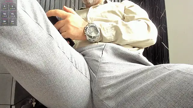 Max_QuintanaDaddy stripchat live cam model